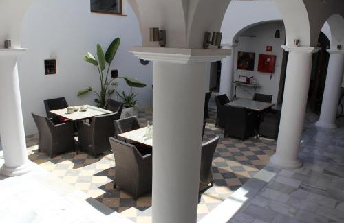 Rio Velez Hotel | Hotel Palacio Blanco