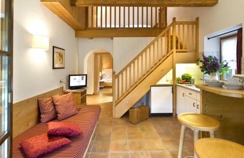 Tires Hotel | Hotel Paradies