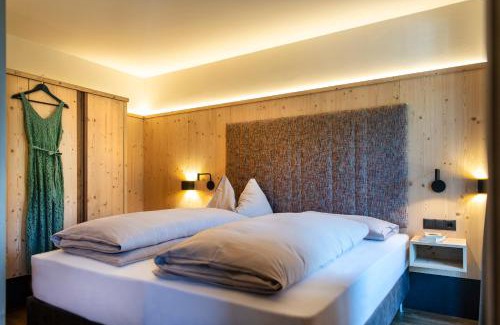 Tires Hotel | Hotel Paradies