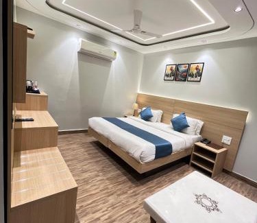 Karol Bagh Hotel | Hotel Paras