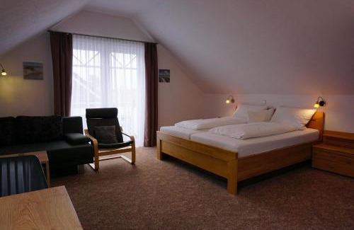 Norddeich House | Hotel Pension Julia