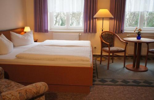 Ostseebad Kuhlungsborn House | Hotel-Pension Seeblick