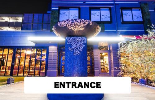 Hyakunincho Hotel | Hotel Petit Bali Garden Shin Okubo - Shinjuku Sta 15min walk -