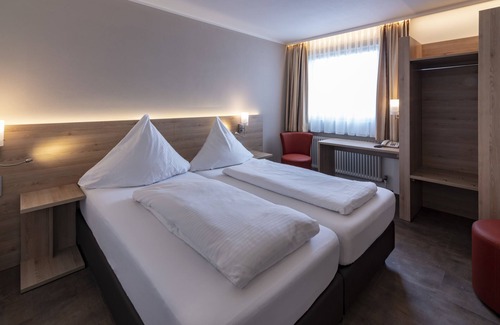 Schoenaich Hotel | Hotel Pfefferburg