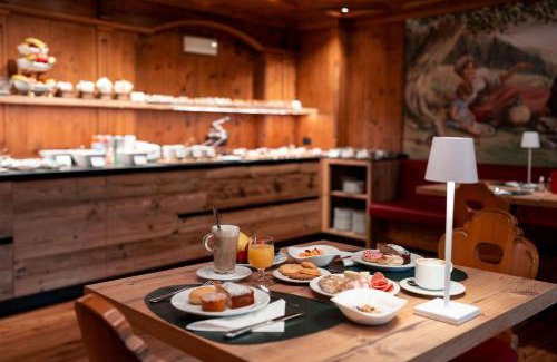 Moena Hotel | Hotel Piedibosco