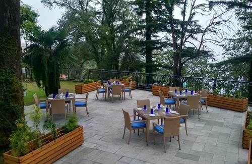 The Mall Road Hotel | Hotel Pine Retreat Mallroad