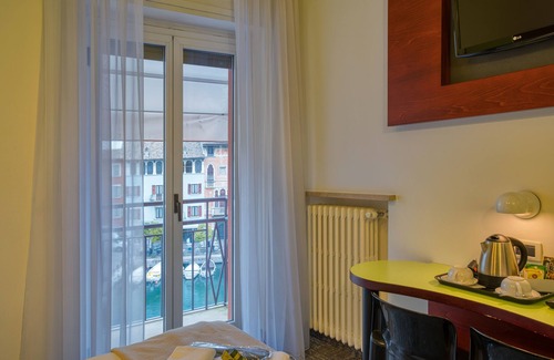 Desenzano del Garda City Centre Hotel | Hotel Piroscafo