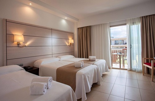 Sant Antoni de Portmany Hotel | Hotel Puchet