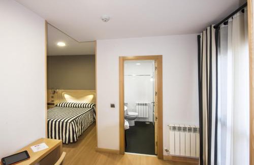 Avila Hotel | Hotel Puerta de la Santa
