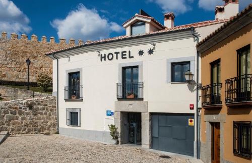 Avila Hotel | Hotel Puerta de la Santa