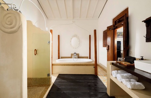 Sanur Resort | Hotel Puri Tempo Doeloe