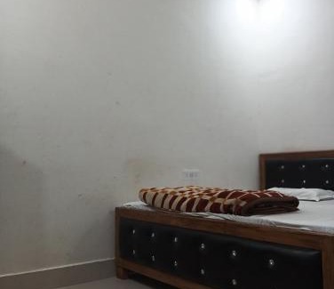 Faizabad House | Hotel Purshottam Palace