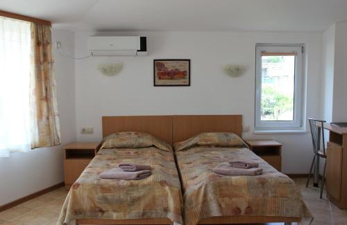 Sozopol Hotel | Hotel Radik