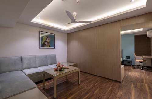 Bhopal Hotel | Hotel Regal Grand