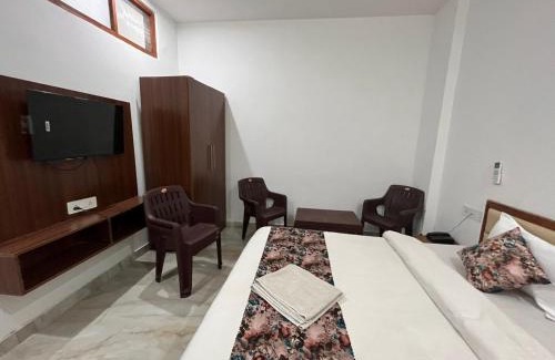 Chandigarh Hotel | Hotel Regency, Chandigarh
