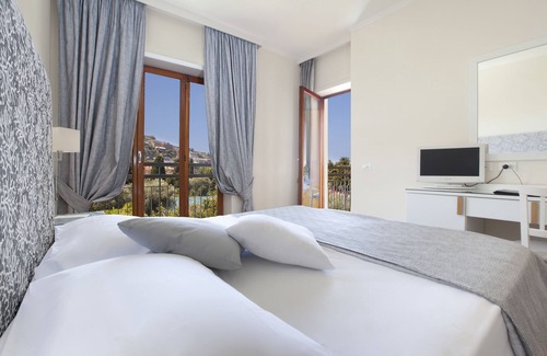 Sorrento Historic Centre Hotel | Hotel Regina Sorrento