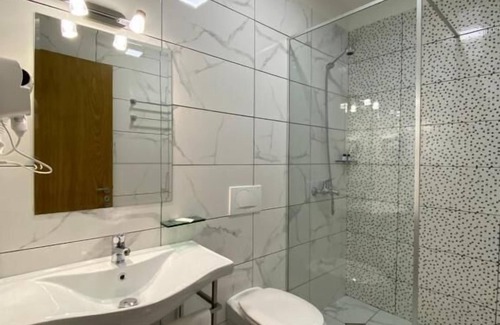 Berat Hotel | Hotel Republika Berat
