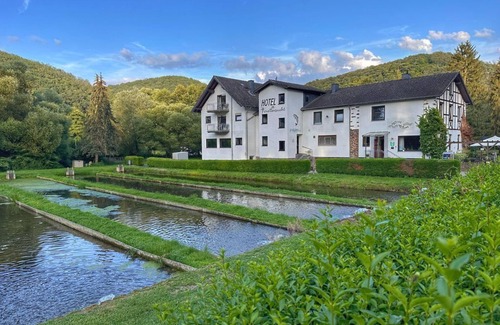 Macken House | Hotel Restaurant Forellenzucht - Doppelzimmer Dusche/wc