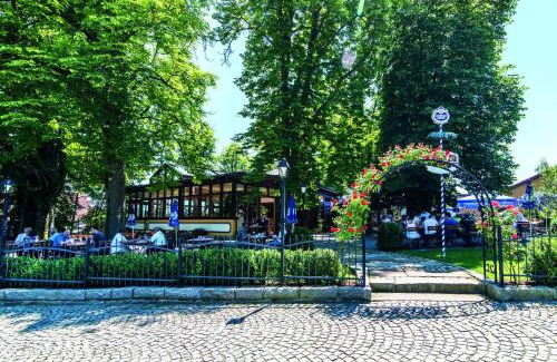 Passau Hotel | Hotel & Restaurant Waldschloss