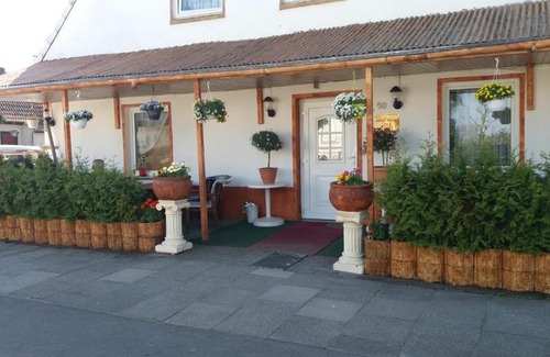 Bremen-Hemelingen House | Hotel Riede