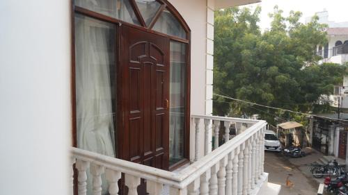 Varanasi Hotel | HOTEL RIO BENARAS
