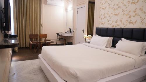 Varanasi Hotel | HOTEL RIO BENARAS