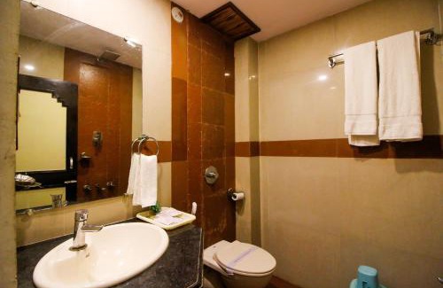 Jabalpur Hotel | Hotel Rishi Regency