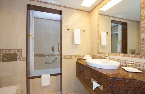 Corralejo Hotel | Hotel Riu Palace Tres Islas