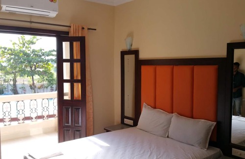 Baga Hotel | Hotel Riverside
