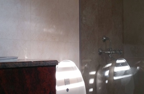 Baga Hotel | Hotel Riverside