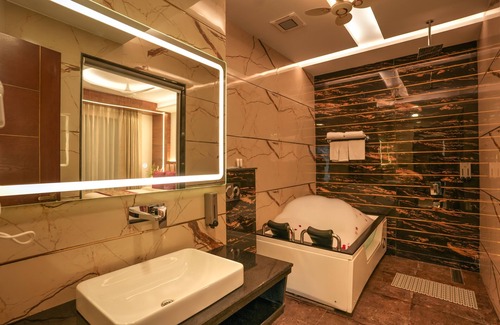 Knowledge Park III Hotel | Hotel Rj