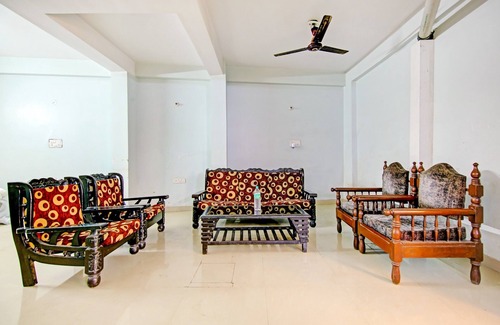 Delhi Hotel | Hotel Royal Avenue By F9 Hotels