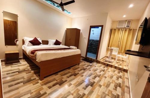 Gorakhpur House | Hotel Royal Regency Palace Vijay chowk Gorakhpur