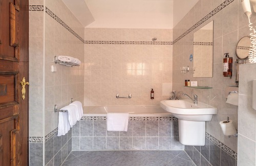 Cesky Krumlov Hotel | Hotel Ruze & Wellness