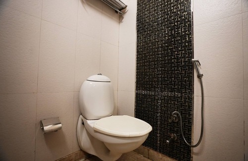 New Delhi Hotel | Hotel S&B East Inn
