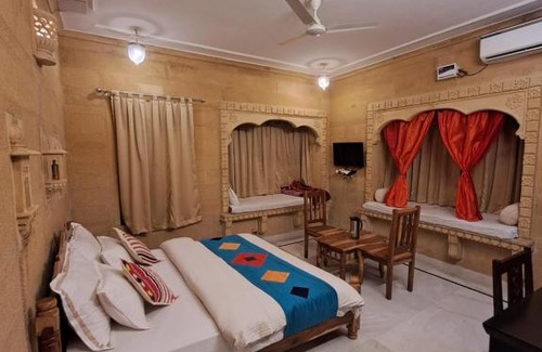 Amar Sagar Pol Hotel | Hotel Samar Villa Jaisalmer