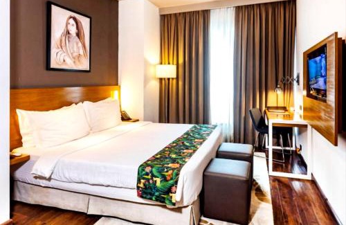 Puri Apartment | Hotel Samrat Palace Puri-Bhubaneshwar-Odisha Near Sea-View With Free Wi-Fi and Parking