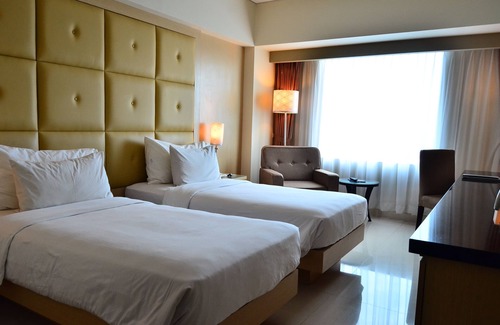 Makassar Hotel | Hotel Santika Makassar