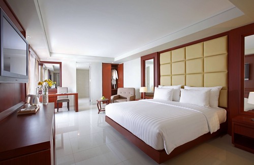 Makassar Hotel | Hotel Santika Makassar