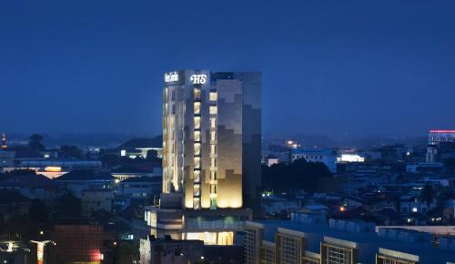 Palembang Hotel | Hotel Santika Radial Palembang