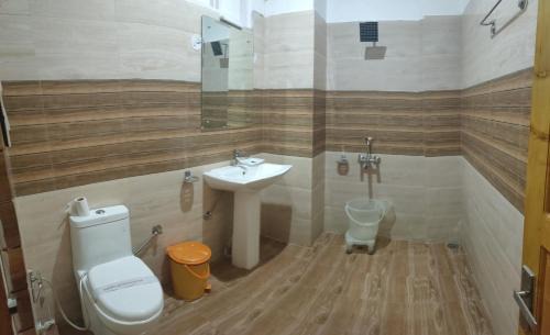 Shamshi Hotel | Hotel Sarla Regency