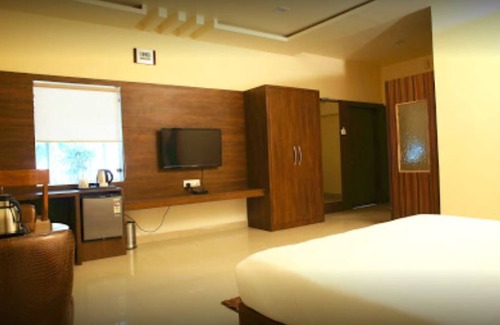 Sagar Hotel | Hotel Saroj Sagar - Sagar