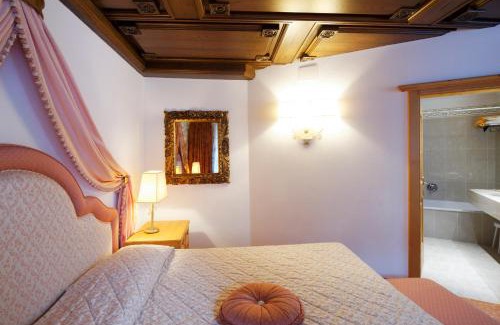 Corvara in Badia Hotel | Hotel Sassongher