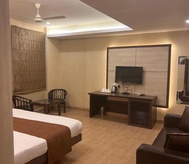 Kanpur Hotel | Hotel SB Castle