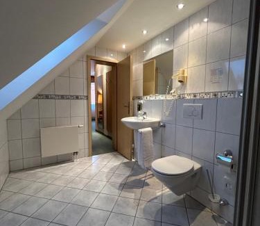Bornheim Hotel | Hotel Schmärrnche