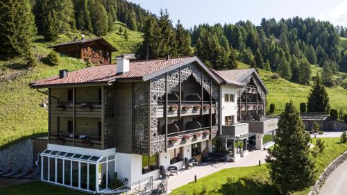 Castelrotto Hotel | Hotel Schmung