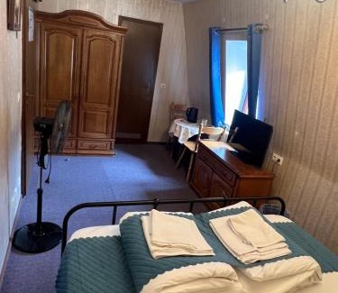 Rothenburg Old Town Hotel | Hotel Schwarzer Adler