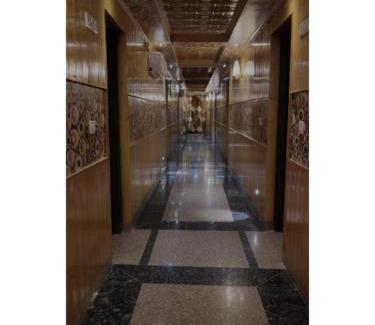 Srinagar Hotel | Hotel Shanu Premium