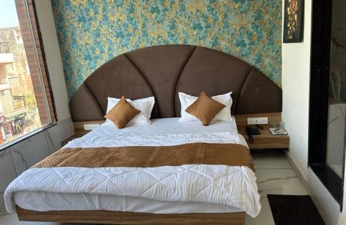Rau Hotel | Hotel Shivay
