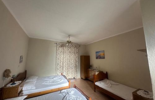 Velipoje Hotel | Hotel Shqiponja